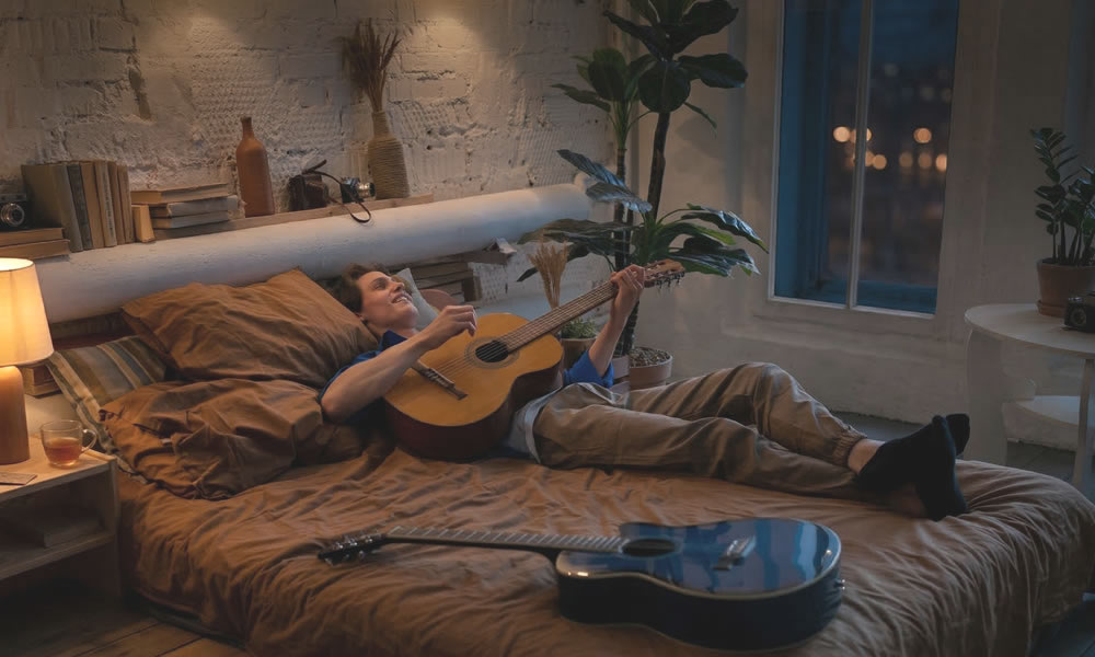 Počúvanie večernej hudby