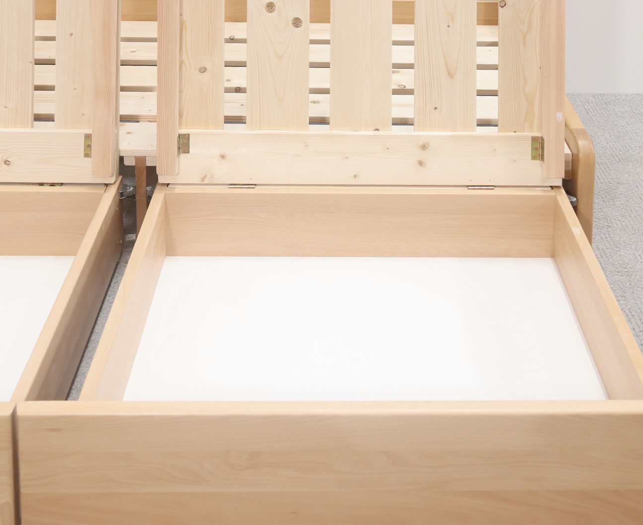Detail úložného priestoru postele Flexo