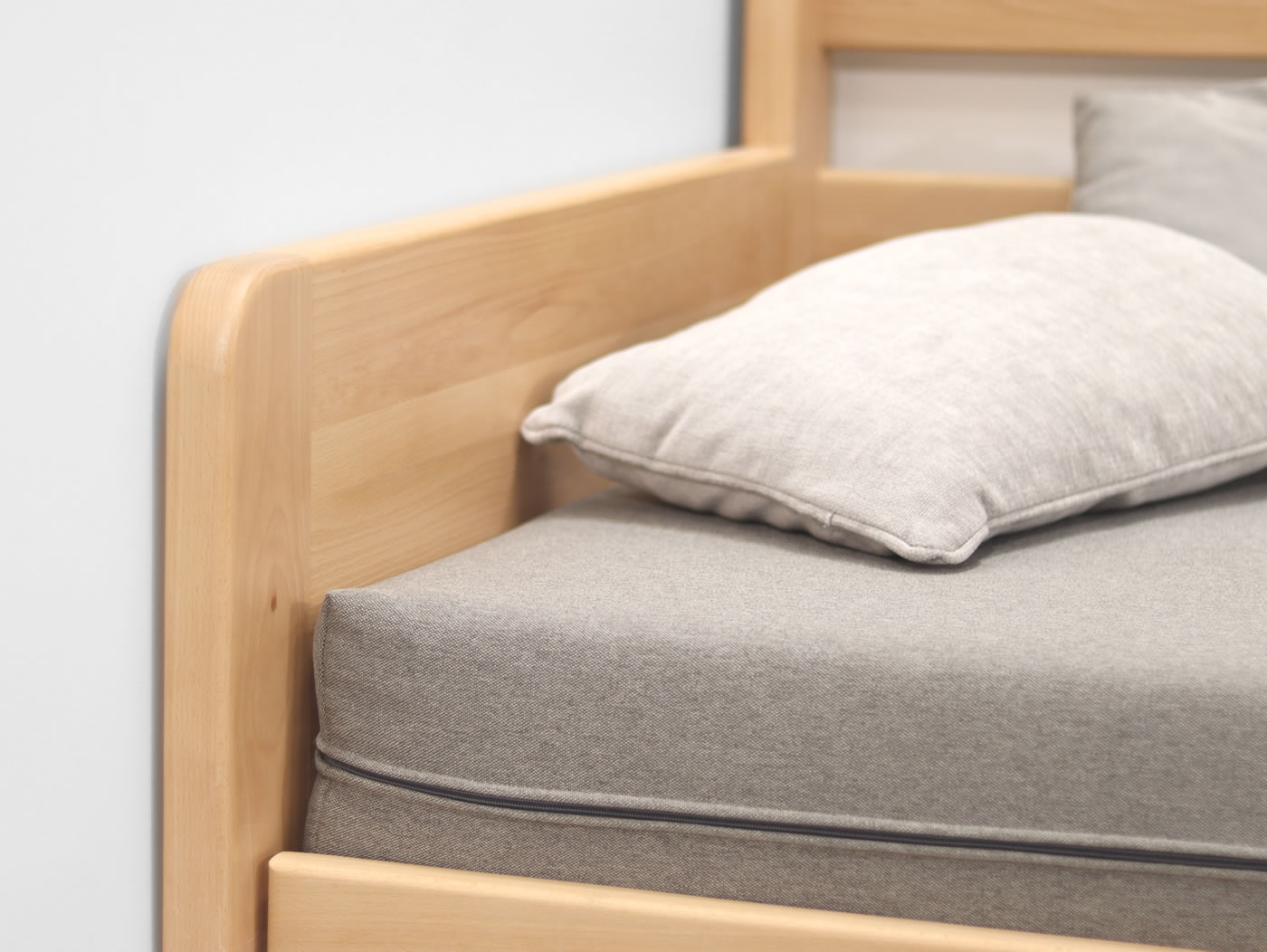 Konštrukčný detail postele Flexo