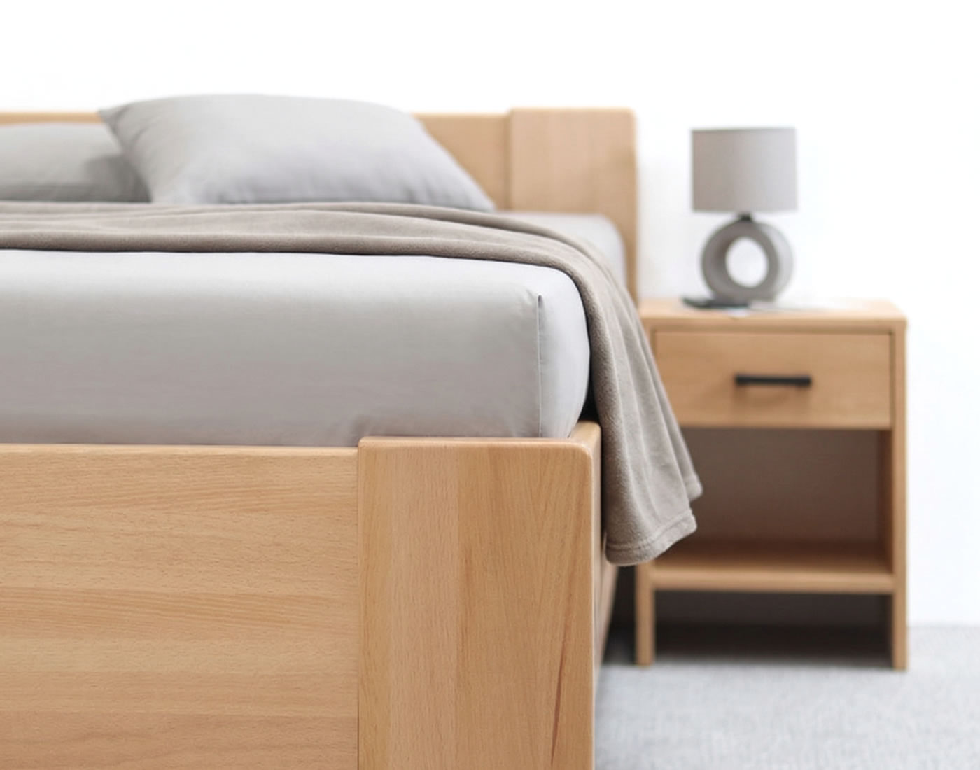 Detail vyhotovenia postele Miva