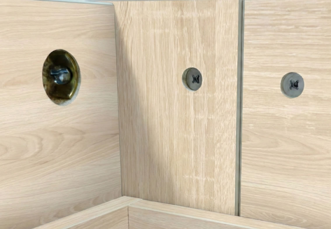 Spojenie rámu postele Canaria