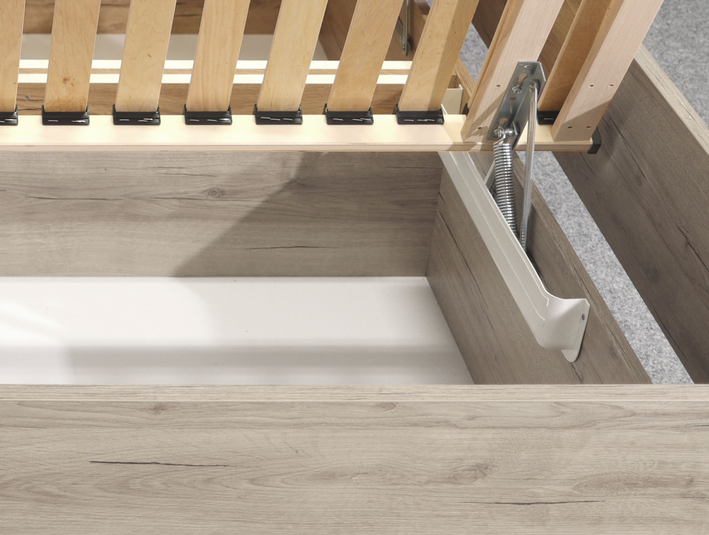 Detail výklopného roštu postele OTO