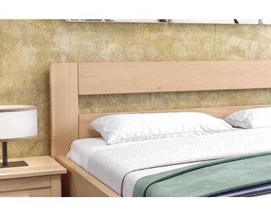 Detail - čelo posteľ z masívu Romana