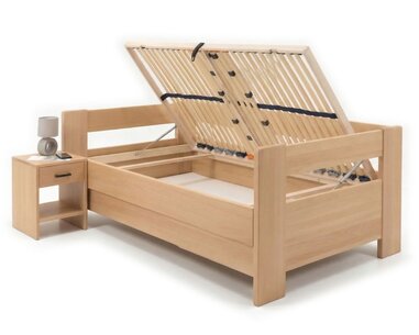Zvýšená buková posteľ s roštom MIVA s čelami, 90x200 Zvýšená buková posteľ s roštom MIVA s čelami, 90x200
