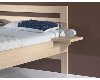 Nočný stolík závesný L21