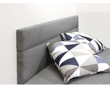 Detail čela - posteľ Variant s čelom