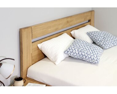 Vyvýšená posteľ dvojlôžko z masivu Orfeus, masiv buk Vyvýšená posteľ dvojlôžko z masivu Orfeus, masiv buk