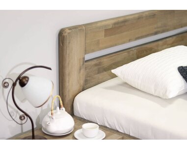 Zvýšená posteľ jednolôžko s úložným priestorom Primátor, masív buk