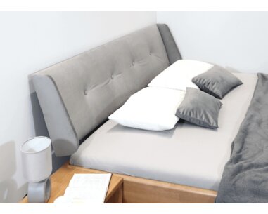 Posteľ dvojlôžko z masívu Casanova 2 - detail