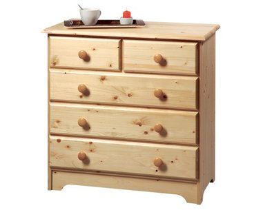 Komoda V. 104, masív smrek