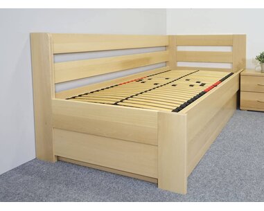 Posteľ s úložným priestorom Valentin-Pravá, 140x200 cm, masív buk