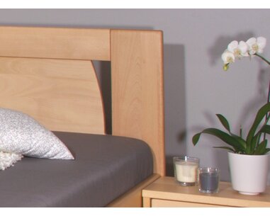 Manželská posteľ s úložným priestorom OLYMPIA 1, masív buk