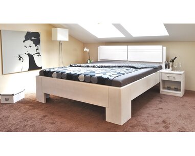 Manželská posteľ z masívu MANHATTAN 2, masív buk - biela Manželská posteľ z masívu MANHATTAN 2, masív buk - biela