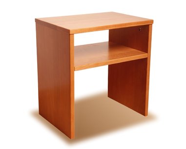 Univerzálny nočný stolík, masiv buk Univerzálny nočný stolík, masiv buk