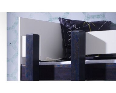 Detská poschodová posteľ so zábranou a úložným priestorom Astor, masív borovica