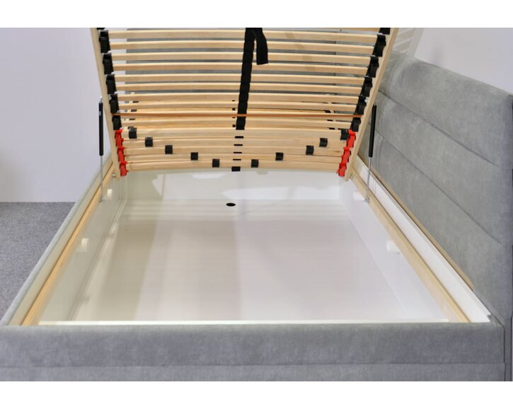 Niobe s dlhým čelom - rošt