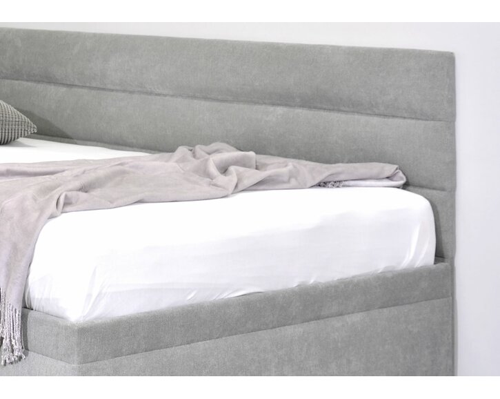 Niobe s dlhým čelom - detail čela