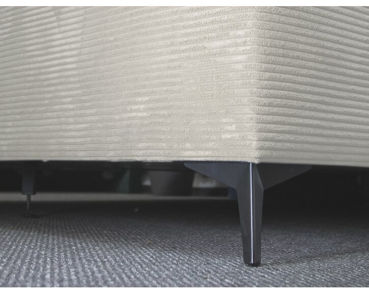 Nožka - čalúnená posteľ Venus PL