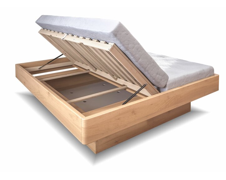 váľanda Pegas - prístup do úložného priestoru