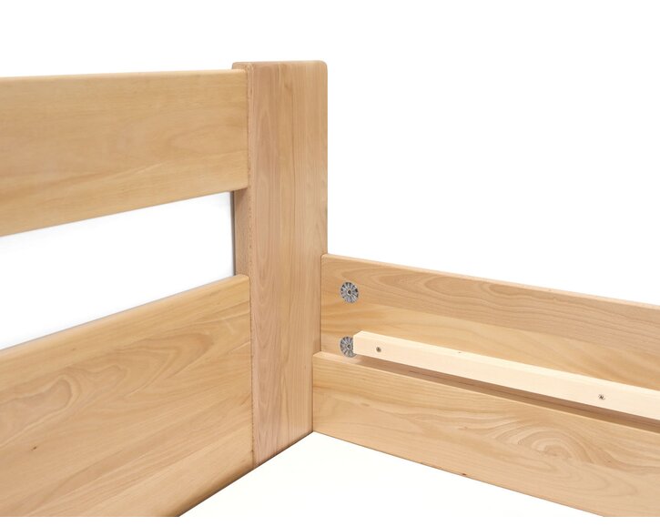 Zvýšená buková posteľ s roštom MIVA pravá, 90x200 Zvýšená buková posteľ s roštom MIVA pravá, 90x200