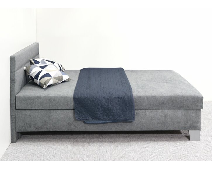 Detail poťahu - posteľ Variant s čelom Detail poťahu - posteľ Variant s čelom