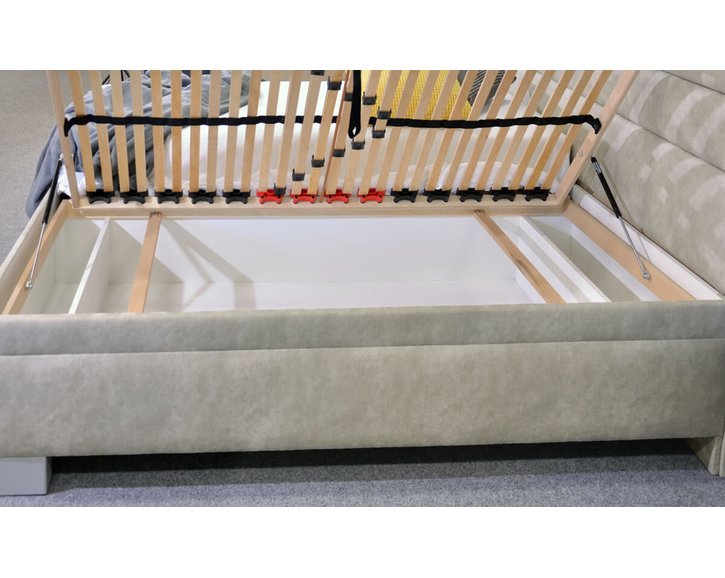 Čalúnená posteľ s úložným priestorom Antila