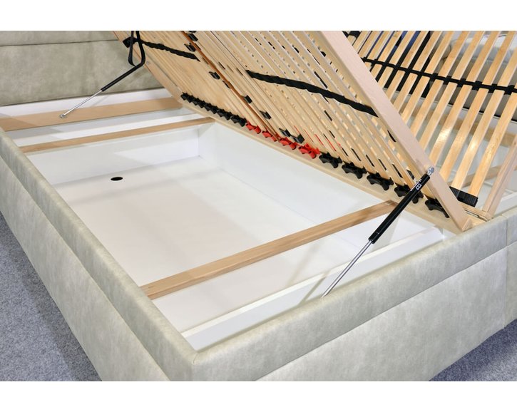 Zvýšená čalúnená posteľ s úložným priestorom Marila