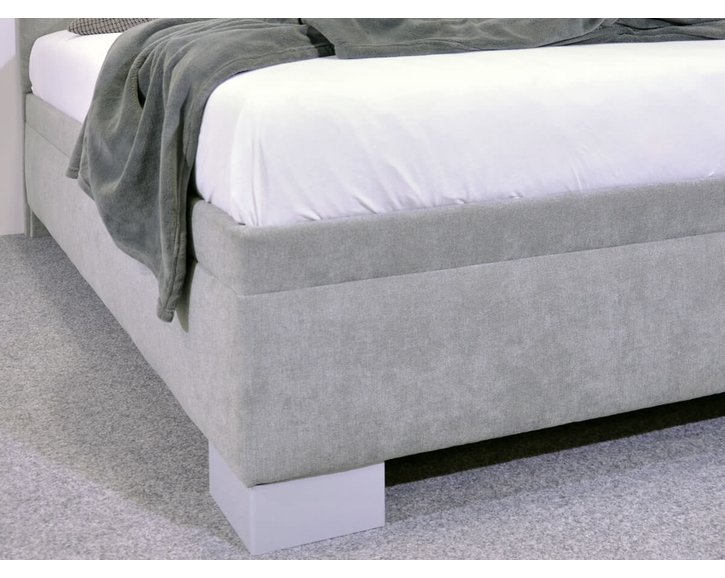 Čalúnená posteľ s úložným priestorom Fontana, 140x200 cm