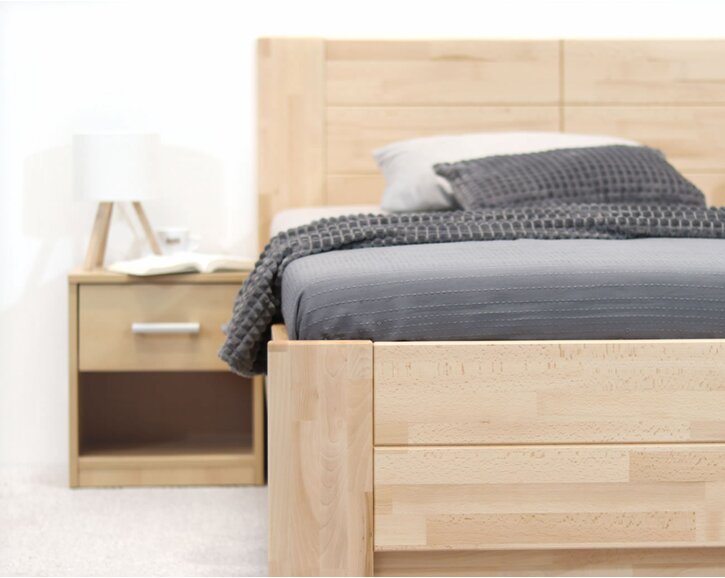 Čelo – dvojlôžko z masívu Energy, masív buk Čelo – dvojlôžko z masívu Energy, masív buk