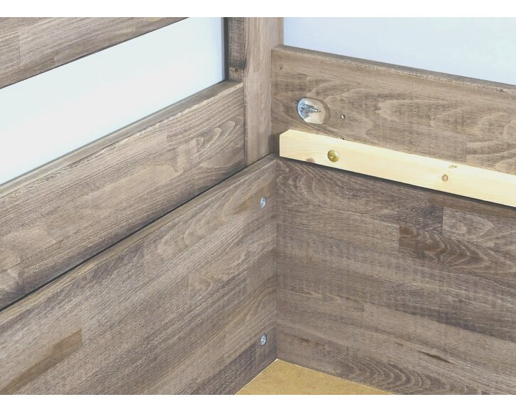 Detail spojenia - Posteľ s úložným priestorom Tylia