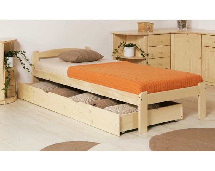 Úložný priestor z masívu 1/1 č.225, masív smrek Úložný priestor z masívu 1/1 č.225, masív smrek