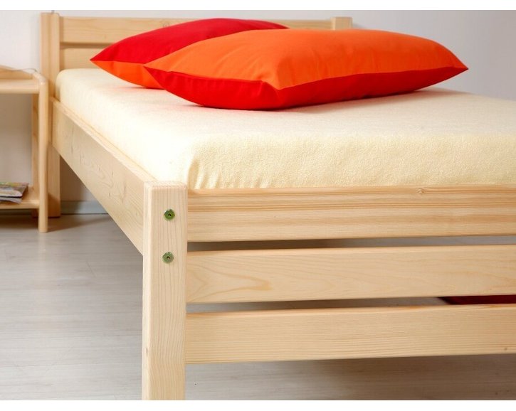 Jednolôžko z masívu KARLA č.103, 90x200cm, masív smrek Jednolôžko z masívu KARLA č.103, 90x200cm, masív smrek