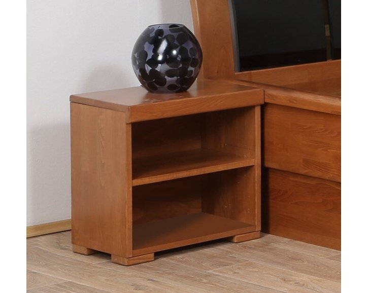 Nočný stolík z masívu, policový F131