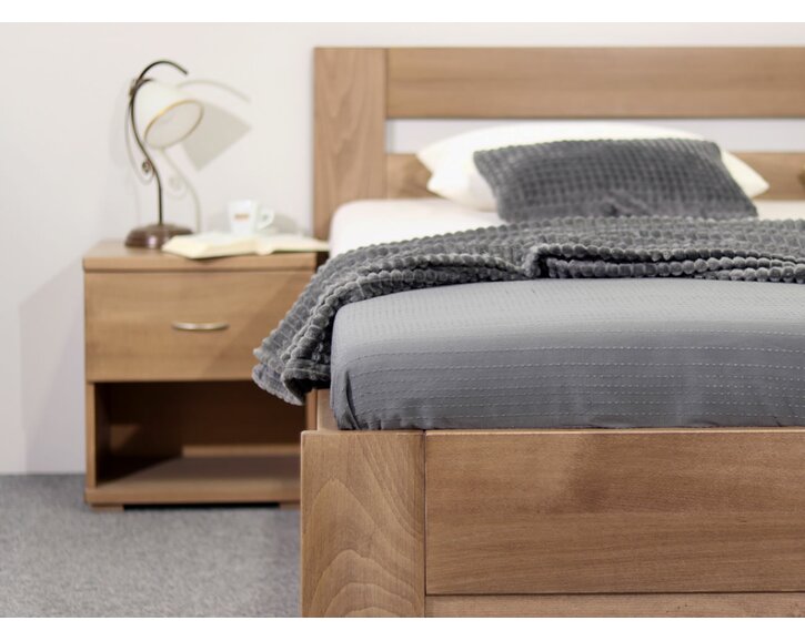 Detail čela posteľ Valentin