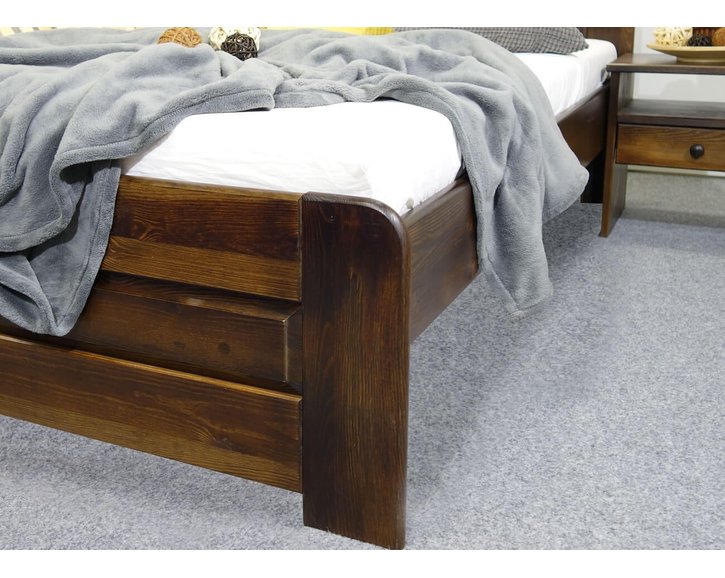 Drevená posteľ dvojlôžko LADA, masív borovica,  morený orech Drevená posteľ dvojlôžko LADA, masív borovica,  morený orech