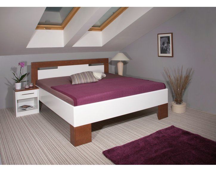 Posteľ dvojlôžko z masivu VAREZZA 5 , masiv buk, orech-biela