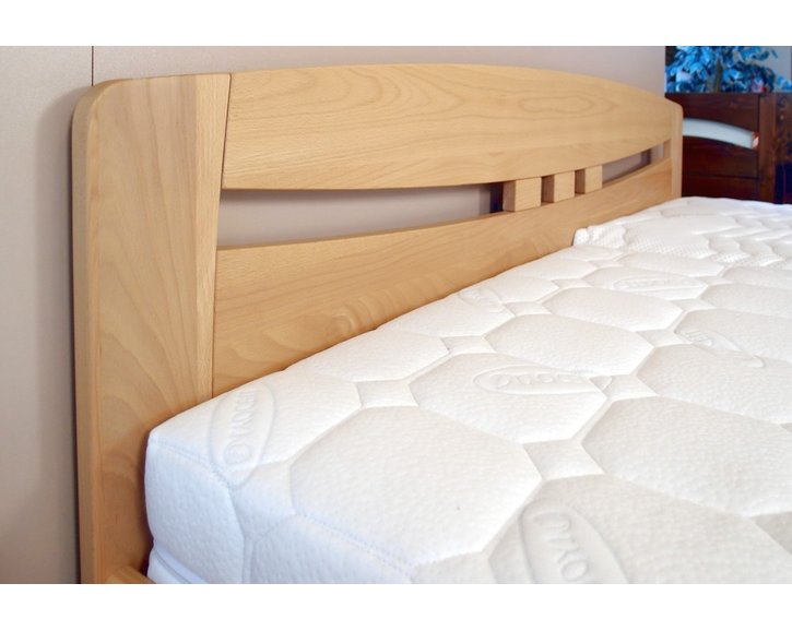 Drevená manželská posteľ z masívu EVITA 6, masív buk