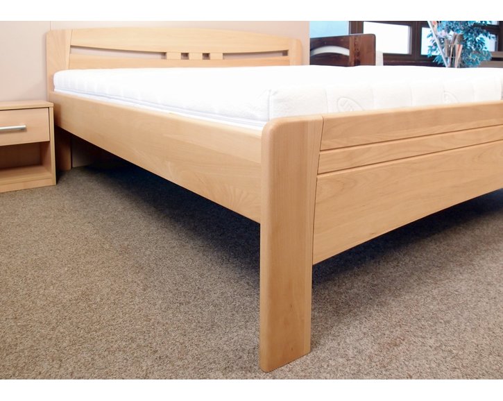 Drevená manželská posteľ z masívu EVITA 6, masív buk